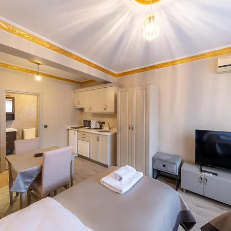Taksim No 44 4*